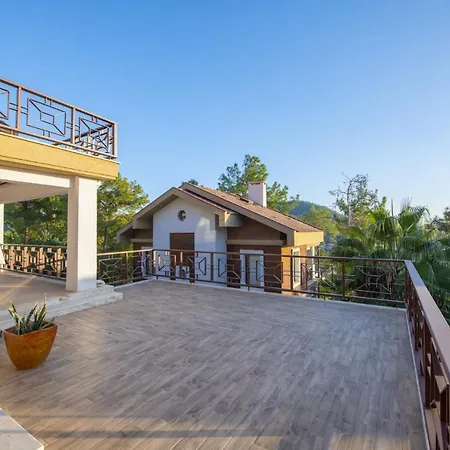 Luxury With Pool In Gocek ヴィラ フェティエ