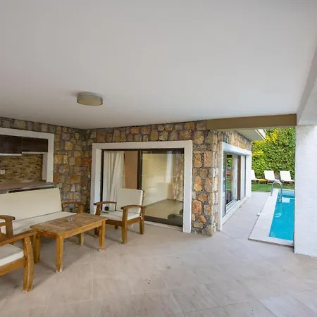 Luxury With Pool In Gocek